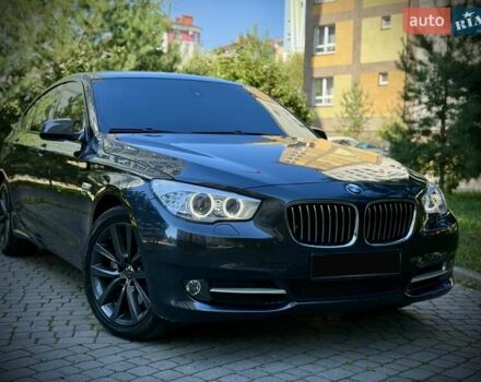 Сірий БМВ 5 Серія, об'ємом двигуна 2.99 л та пробігом 220 тис. км за 15500 $, фото 1 на Automoto.ua