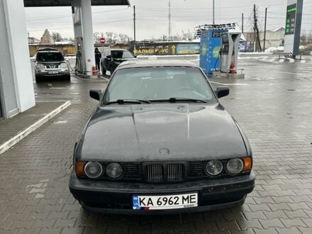 Серый БМВ 5 Серия, объемом двигателя 2.5 л и пробегом 200 тыс. км за 1700 $, фото 1 на Automoto.ua