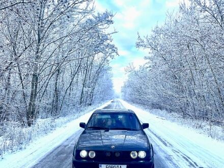 БМВ 5 Серия 1988 в Кропивницком (Кировограде) на Automoto.ua Серый БМВ 5 Серия, объемом двигателя 20 л и пробегом 0 тыс. км за 3000 $, фото 1 на Automoto.ua
