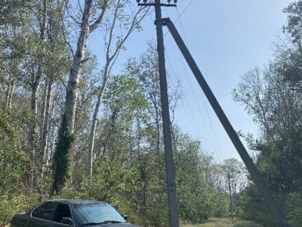 Серый БМВ 5 Серия, объемом двигателя 2 л и пробегом 366 тыс. км за 1100 $, фото 1 на Automoto.ua