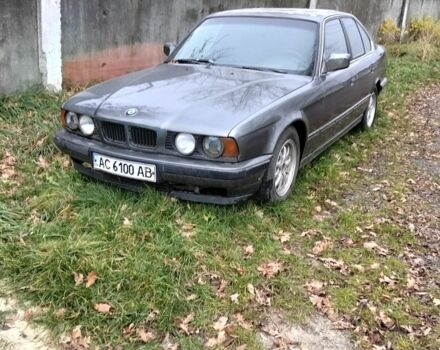 Серый БМВ 5 Серия, объемом двигателя 3 л и пробегом 300 тыс. км за 1200 $, фото 1 на Automoto.ua