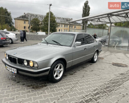 Серый БМВ 5 Серия, объемом двигателя 2.5 л и пробегом 300 тыс. км за 1250 $, фото 1 на Automoto.ua