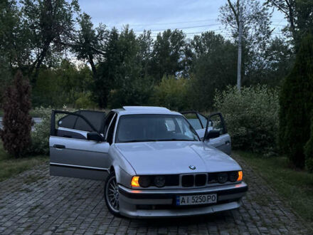 БМВ 5 Серия 1989 в Чернигове на Automoto.ua Серый БМВ 5 Серия, объемом двигателя 2.5 л и пробегом 340 тыс. км за 3500 $, фото 1 на Automoto.ua