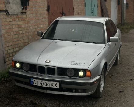 Серый БМВ 5 Серия, объемом двигателя 3 л и пробегом 450 тыс. км за 1900 $, фото 1 на Automoto.ua