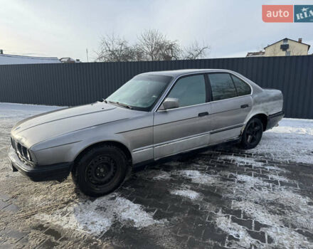 Сірий БМВ 5 Серія, об'ємом двигуна 2 л та пробігом 480 тис. км за 1200 $, фото 1 на Automoto.ua