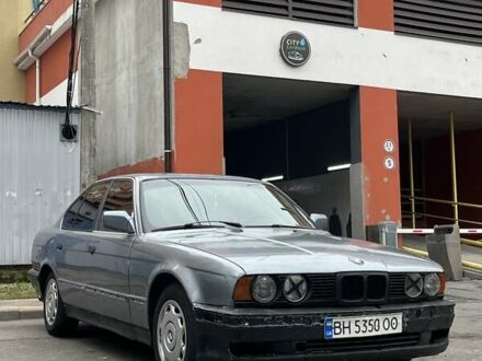 Серый БМВ 5 Серия, объемом двигателя 2 л и пробегом 440 тыс. км за 2600 $, фото 1 на Automoto.ua