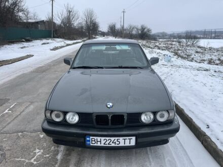 Серый БМВ 5 Серия, объемом двигателя 2 л и пробегом 2 тыс. км за 2500 $, фото 1 на Automoto.ua