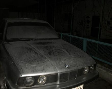 Серый БМВ 5 Серия, объемом двигателя 2.5 л и пробегом 400 тыс. км за 1388 $, фото 1 на Automoto.ua