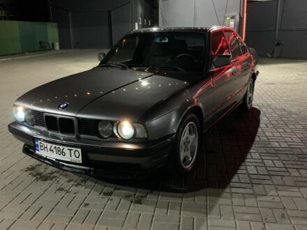 Серый БМВ 5 Серия, объемом двигателя 2 л и пробегом 3 тыс. км за 2200 $, фото 1 на Automoto.ua