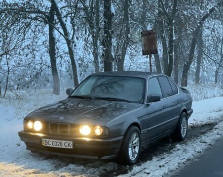 Серый БМВ 5 Серия, объемом двигателя 2.5 л и пробегом 3 тыс. км за 2500 $, фото 1 на Automoto.ua
