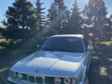 Серый БМВ 5 Серия, объемом двигателя 2 л и пробегом 670 тыс. км за 1550 $, фото 1 на Automoto.ua