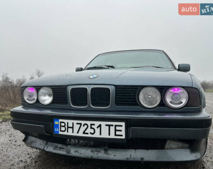 Серый БМВ 5 Серия, объемом двигателя 3.43 л и пробегом 298 тыс. км за 3200 $, фото 1 на Automoto.ua