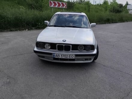 Сірий БМВ 5 Серія, об'ємом двигуна 2.5 л та пробігом 300 тис. км за 1125 $, фото 1 на Automoto.ua