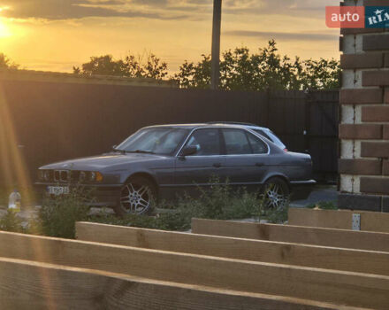 Серый БМВ 5 Серия, объемом двигателя 2.5 л и пробегом 332 тыс. км за 4800 $, фото 1 на Automoto.ua