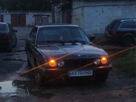 Серый БМВ 5 Серия, объемом двигателя 2 л и пробегом 400 тыс. км за 1700 $, фото 1 на Automoto.ua