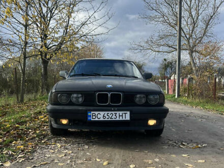 Сірий БМВ 5 Серія, об'ємом двигуна 1.99 л та пробігом 300 тис. км за 1500 $, фото 1 на Automoto.ua