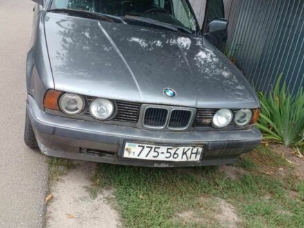 БМВ 5 Серія 1991 у Борисполе на Automoto.ua Сірий БМВ 5 Серія, об'ємом двигуна 0 л та пробігом 111 тис. км за 2800 $, фото 1 на Automoto.ua