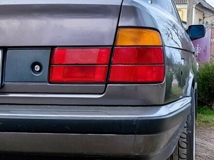 Серый БМВ 5 Серия, объемом двигателя 3 л и пробегом 1000 тыс. км за 1500 $, фото 1 на Automoto.ua