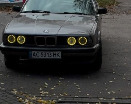 Серый БМВ 5 Серия, объемом двигателя 2.5 л и пробегом 420 тыс. км за 2150 $, фото 1 на Automoto.ua