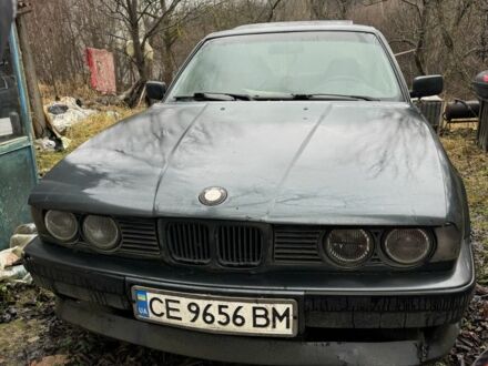 Серый БМВ 5 Серия, объемом двигателя 2.5 л и пробегом 230 тыс. км за 1400 $, фото 1 на Automoto.ua