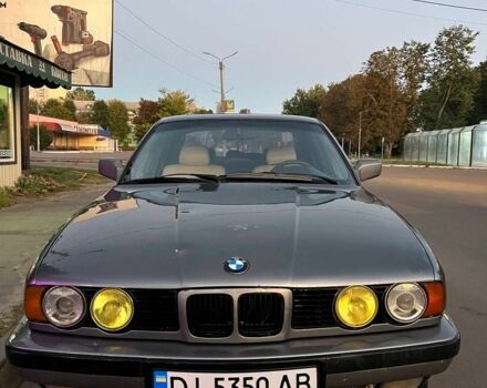 Серый БМВ 5 Серия, объемом двигателя 3.4 л и пробегом 330 тыс. км за 2999 $, фото 1 на Automoto.ua