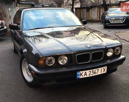 Серый БМВ 5 Серия, объемом двигателя 2.5 л и пробегом 448 тыс. км за 4900 $, фото 1 на Automoto.ua