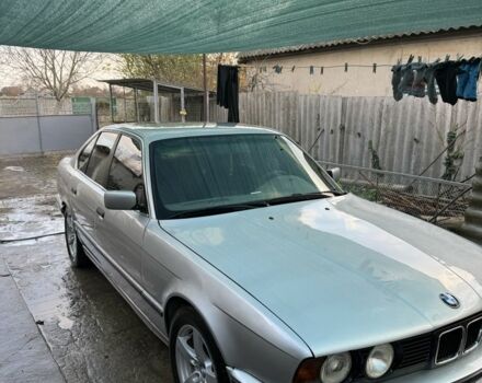 Сірий БМВ 5 Серія, об'ємом двигуна 2 л та пробігом 20 тис. км за 3500 $, фото 1 на Automoto.ua