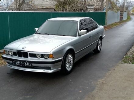 Серый БМВ 5 Серия, объемом двигателя 0 л и пробегом 350 тыс. км за 1000 $, фото 1 на Automoto.ua