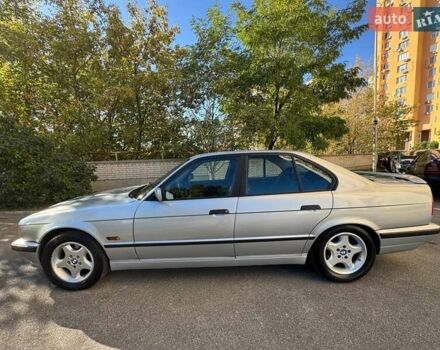 Серый БМВ 5 Серия, объемом двигателя 2 л и пробегом 294 тыс. км за 7337 $, фото 1 на Automoto.ua