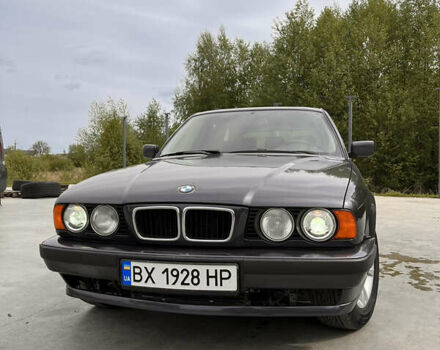 Серый БМВ 5 Серия, объемом двигателя 2.5 л и пробегом 330 тыс. км за 4900 $, фото 1 на Automoto.ua