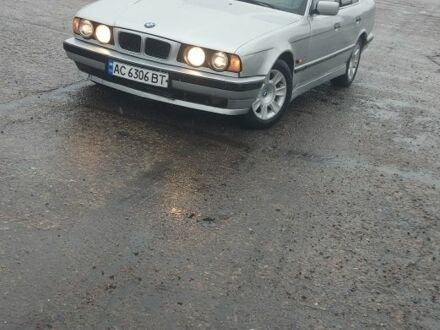 Серый БМВ 5 Серия, объемом двигателя 2 л и пробегом 526 тыс. км за 1700 $, фото 1 на Automoto.ua