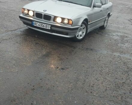 Серый БМВ 5 Серия, объемом двигателя 2 л и пробегом 526 тыс. км за 1700 $, фото 1 на Automoto.ua