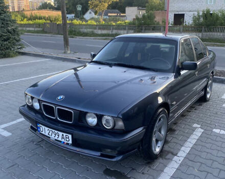 Серый БМВ 5 Серия, объемом двигателя 1.99 л и пробегом 300 тыс. км за 3500 $, фото 1 на Automoto.ua