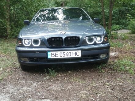 Серый БМВ 5 Серия, объемом двигателя 4.4 л и пробегом 500 тыс. км за 5200 $, фото 1 на Automoto.ua