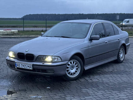 Серый БМВ 5 Серия, объемом двигателя 2.8 л и пробегом 420 тыс. км за 3500 $, фото 1 на Automoto.ua