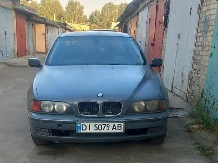 Серый БМВ 5 Серия, объемом двигателя 2.8 л и пробегом 345 тыс. км за 2999 $, фото 1 на Automoto.ua