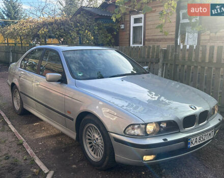 Серый БМВ 5 Серия, объемом двигателя 2.49 л и пробегом 315 тыс. км за 6000 $, фото 1 на Automoto.ua