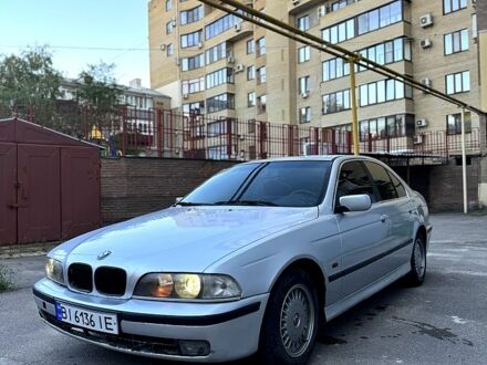 Серый БМВ 5 Серия, объемом двигателя 2 л и пробегом 0 тыс. км за 2699 $, фото 1 на Automoto.ua