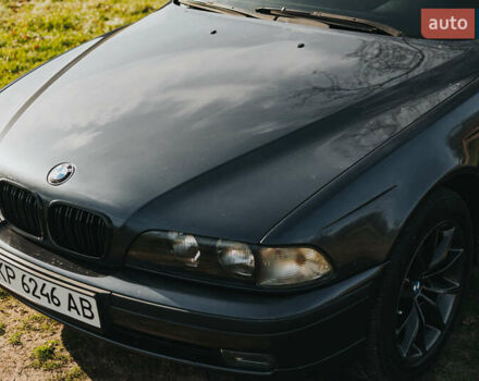 Серый БМВ 5 Серия, объемом двигателя 2.49 л и пробегом 268 тыс. км за 6000 $, фото 1 на Automoto.ua