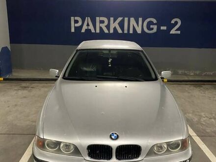 Серый БМВ 5 Серия, объемом двигателя 2.49 л и пробегом 370 тыс. км за 3950 $, фото 1 на Automoto.ua