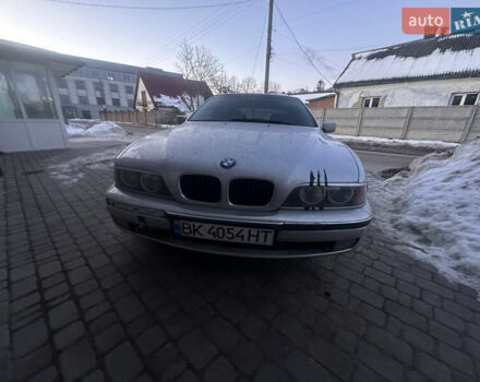 Серый БМВ 5 Серия, объемом двигателя 2.49 л и пробегом 530 тыс. км за 4200 $, фото 1 на Automoto.ua