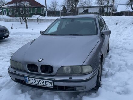 Сірий БМВ 5 Серія, об'ємом двигуна 2.3 л та пробігом 350 тис. км за 2850 $, фото 1 на Automoto.ua