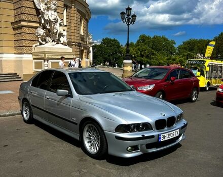 Серый БМВ 5 Серия, объемом двигателя 3.4 л и пробегом 380 тыс. км за 4950 $, фото 1 на Automoto.ua