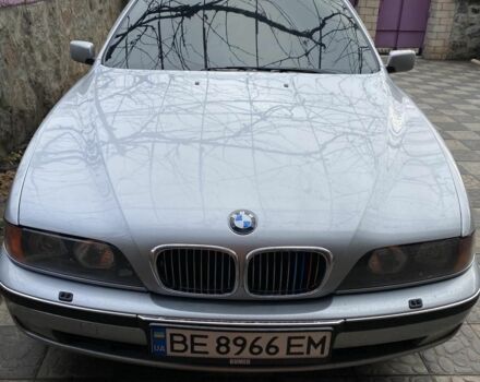 Серый БМВ 5 Серия, объемом двигателя 2 л и пробегом 650 тыс. км за 5000 $, фото 1 на Automoto.ua