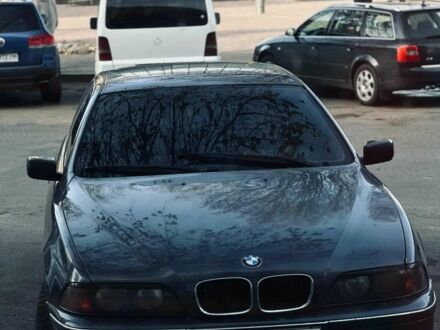 Серый БМВ 5 Серия, объемом двигателя 2.5 л и пробегом 500 тыс. км за 4200 $, фото 1 на Automoto.ua