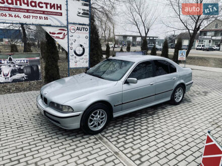 БМВ 5 Серия 1997 в Дунаевцах на Automoto.ua Серый БМВ 5 Серия, объемом двигателя 1.99 л и пробегом 398 тыс. км за 4250 $, фото 1 на Automoto.ua