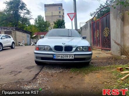 Серый БМВ 5 Серия, объемом двигателя 2 л и пробегом 300 тыс. км за 3000 $, фото 1 на Automoto.ua