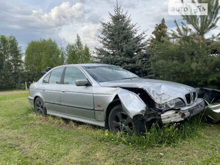 Сірий БМВ 5 Серія, об'ємом двигуна 2.5 л та пробігом 320 тис. км за 1200 $, фото 1 на Automoto.ua