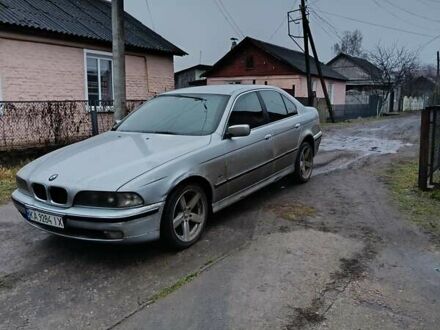 Сірий БМВ 5 Серія, об'ємом двигуна 2 л та пробігом 550 тис. км за 3700 $, фото 1 на Automoto.ua