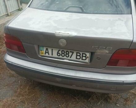 Сірий БМВ 5 Серія, об'ємом двигуна 2.8 л та пробігом 240 тис. км за 3500 $, фото 1 на Automoto.ua